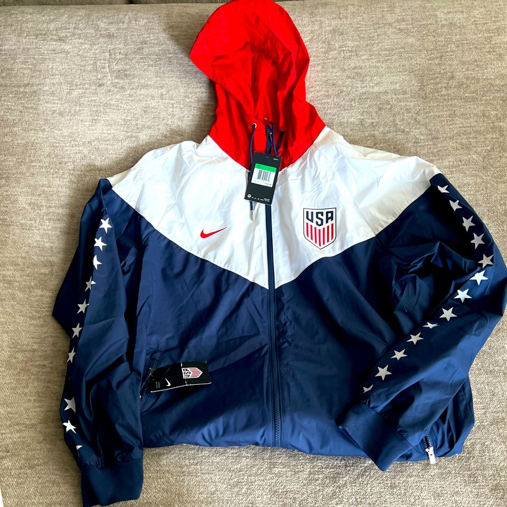 ((Never Worn)) Nike USA Olympics windbreaker/Sweat Jacket!